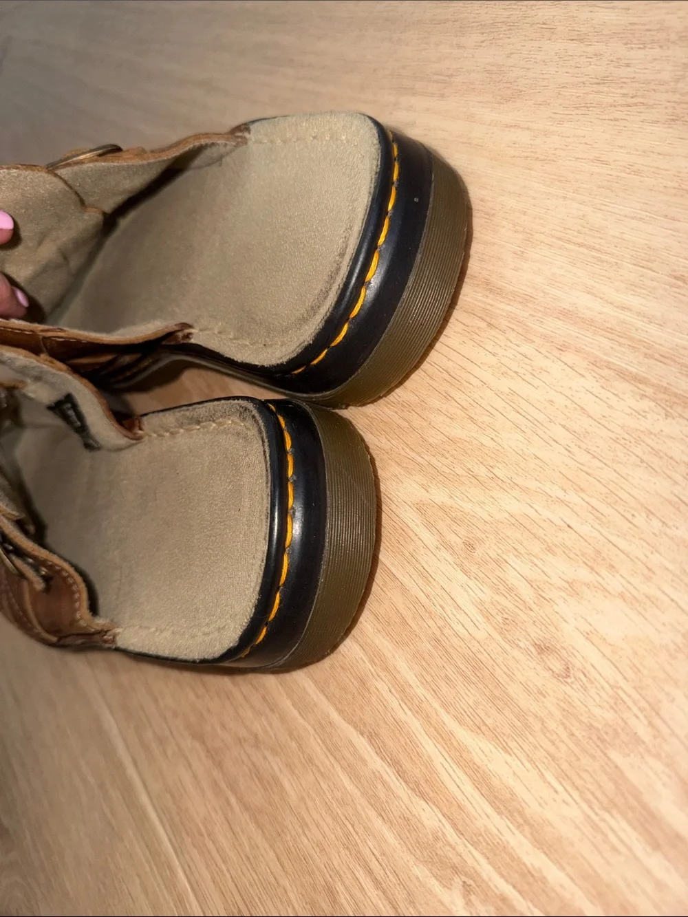 Dr. Martens brown leather fisherman slide Sandals w/Buckle vintage 90s men’s 10